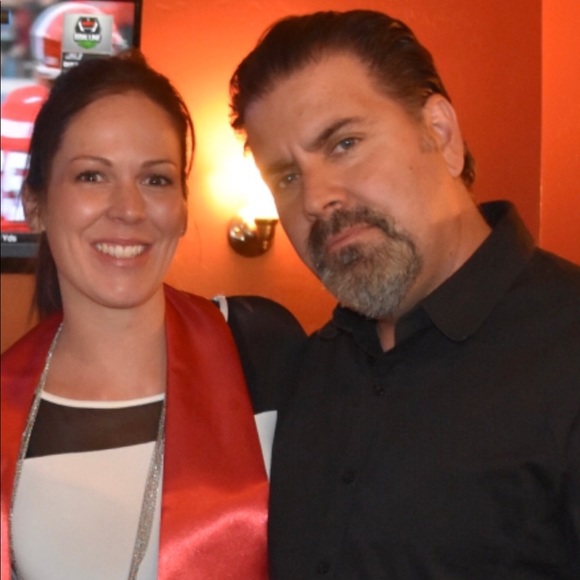 ❄️✨Welcome to Renee's Closet✨❄️ - Picture 2 of 16